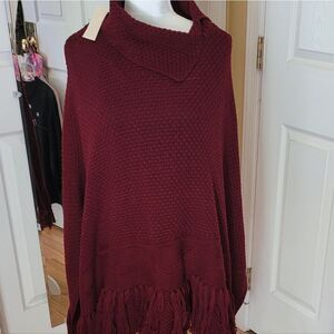 COLDWATER CREEK BURGUNDY KNIT PONCHO W/ FRINGE